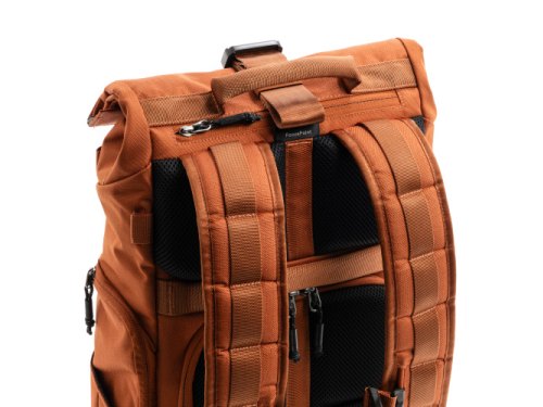 Think Tank Photo FocusPoint 30L Urban Rust Think Tank Photo Rucksäcke   (sagafoto Foto Studiotechnik und Studioausstattung)