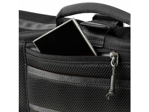 Think Tank Photo FocusPoint Crossbody 8L Asphalt Black Think Tank Photo Schultertaschen   (sagafoto Foto Studiotechnik und Studioausstattung)
