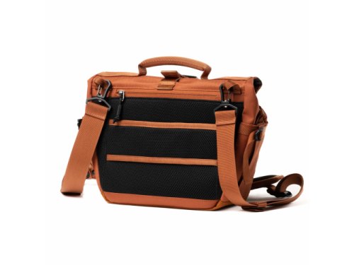 Think Tank Photo FocusPoint Crossbody 8L Urban Rust Think Tank Photo Schultertaschen   (sagafoto Foto Studiotechnik und Studioausstattung)